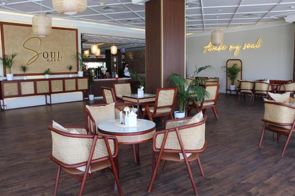 Al Salam Grand Hotel Ал Бурайми Екстериор снимка