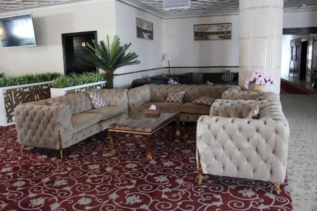 Al Salam Grand Hotel Ал Бурайми Екстериор снимка